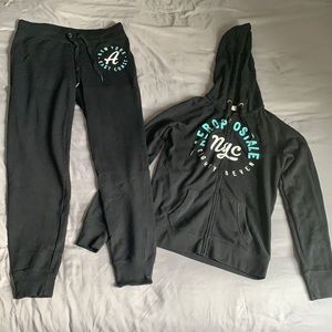 Aeropostale Matching Set